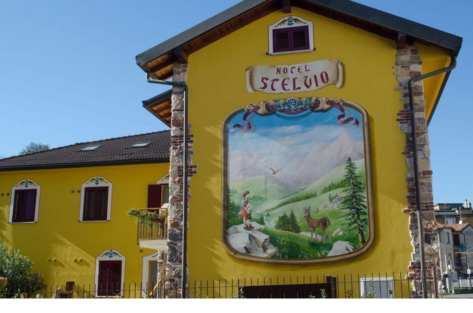Hotel Stelvio Varese Exterior photo